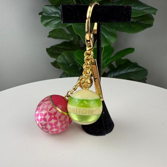 💎✨Authentic Louis Vuitton Mini Lin Croisette Bag Charm Pink Green - Picture 1 of 3